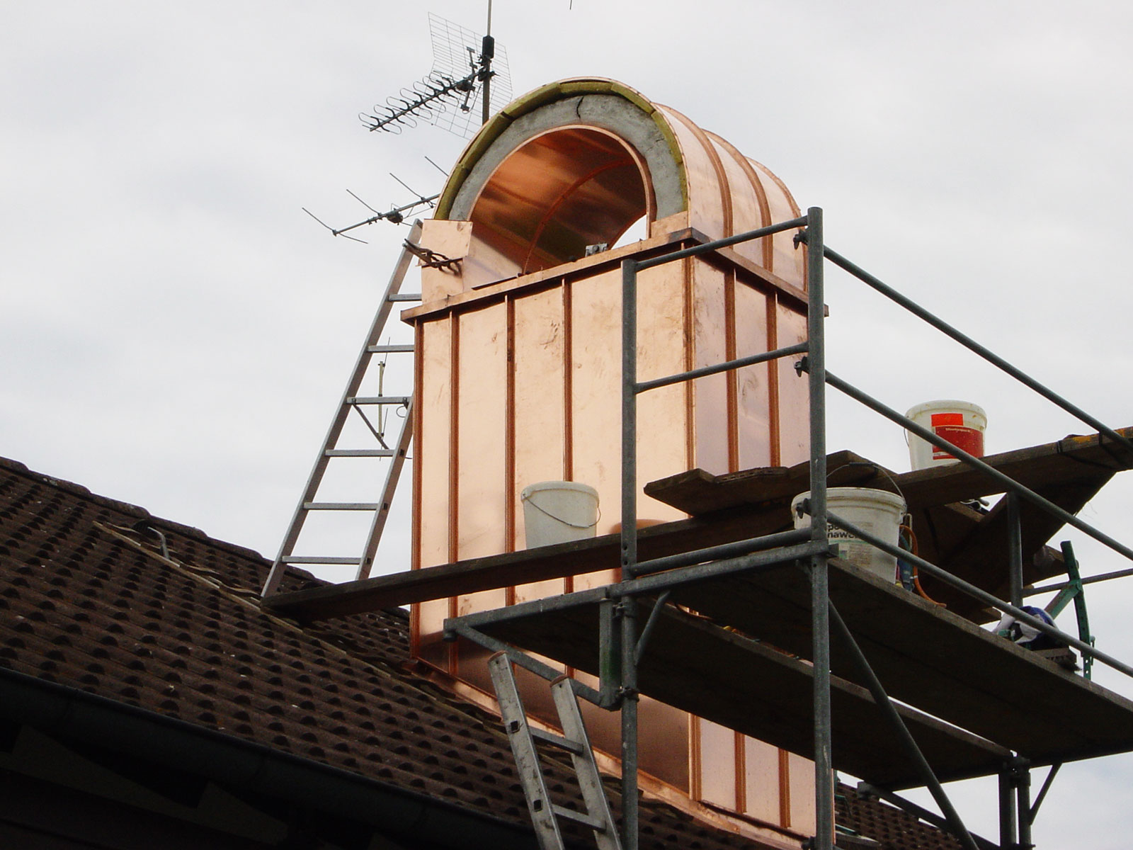 Kaminverblechung in Kupfer – Flaschnerei Kreß